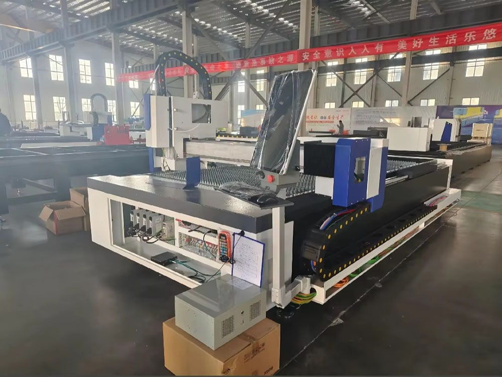 Przemysłowa maszyna do cięcia  – Industrial Laser Cutters recenzja i cena